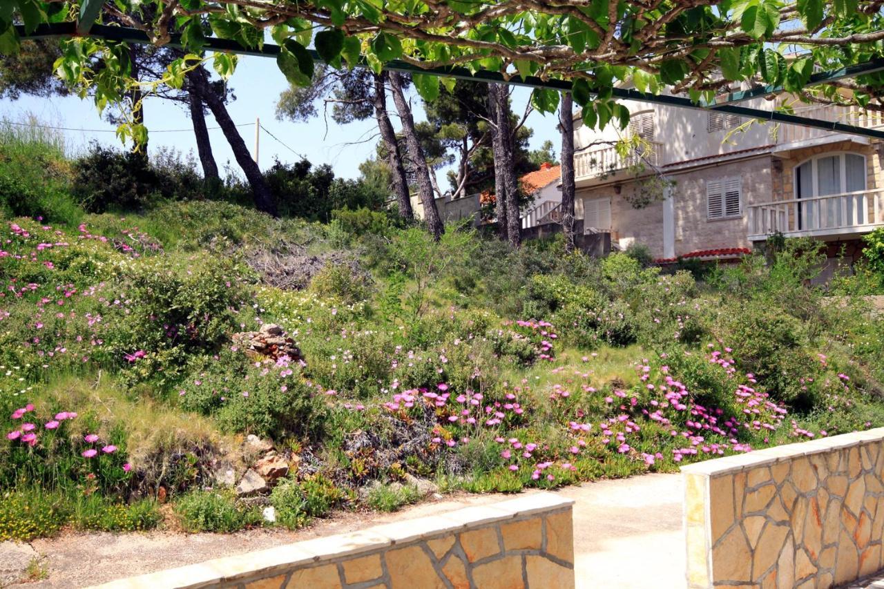 Apartments By The Sea Basina, Hvar - 542 Vrbanj Exterior foto